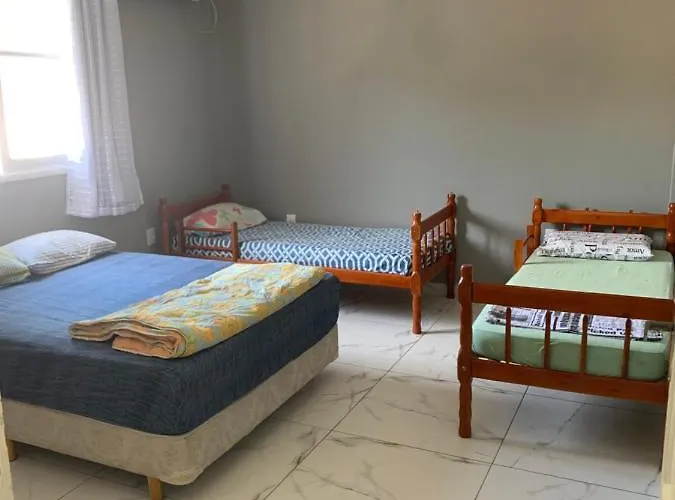 Edificio America - Apartamento Amplo E 2 Quadras Da Praia