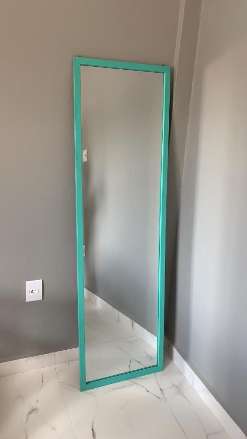 Edificio America - Apartamento Amplo E 2 Quadras Da Praia * Guaruja