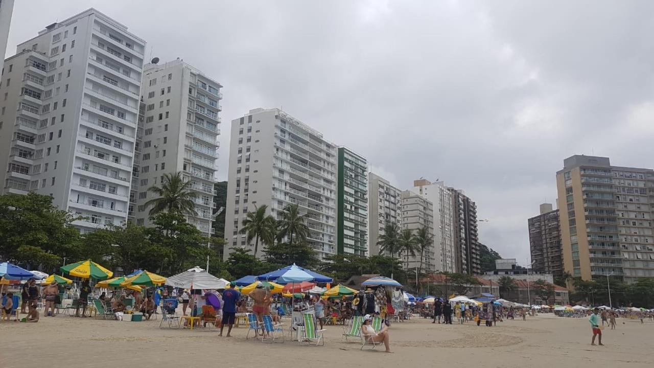 Edificio America - Apartamento Amplo E 2 Quadras Da Praia Guaruja